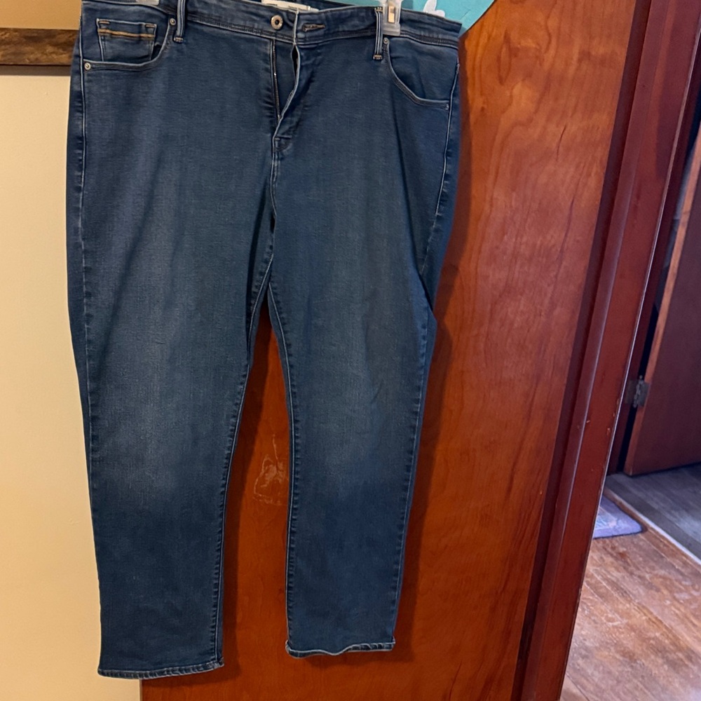 Women’s Levi Blue Jeans